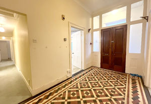 Photo 11- click for photo gallery